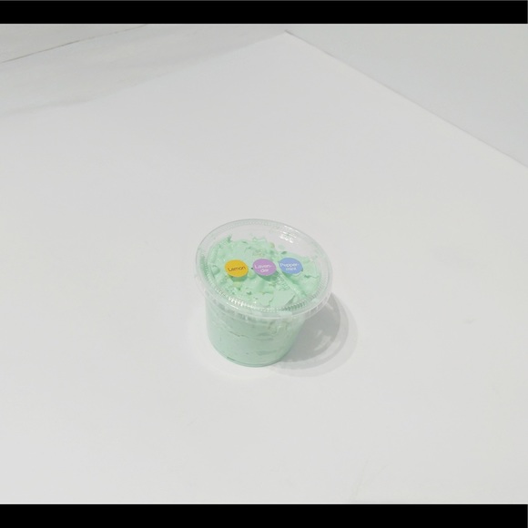 Green Wearable crunchy scented slime - Picture 4 of 6